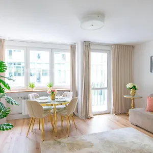 https://apt-feelharmony-jasna.warsawhotelspoland.com