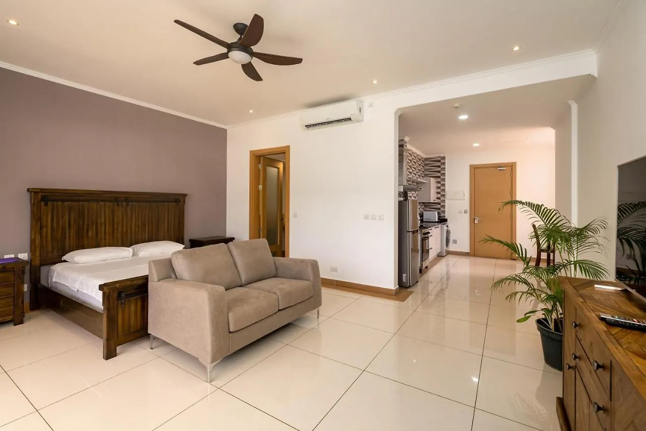 Royale Suites By Arc Royal Luxury Apts Anse Royale Apartmán
